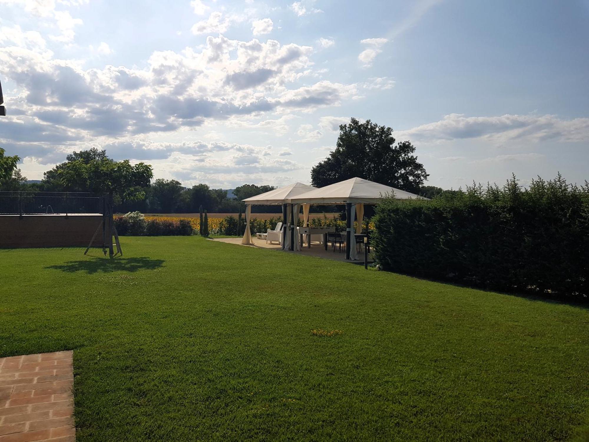 Agriturismo Villa Al Piano Todi Exterior foto